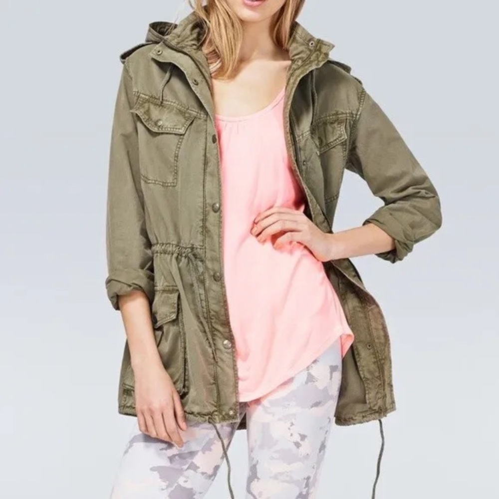 Aritzia Talula Trooper Jacket